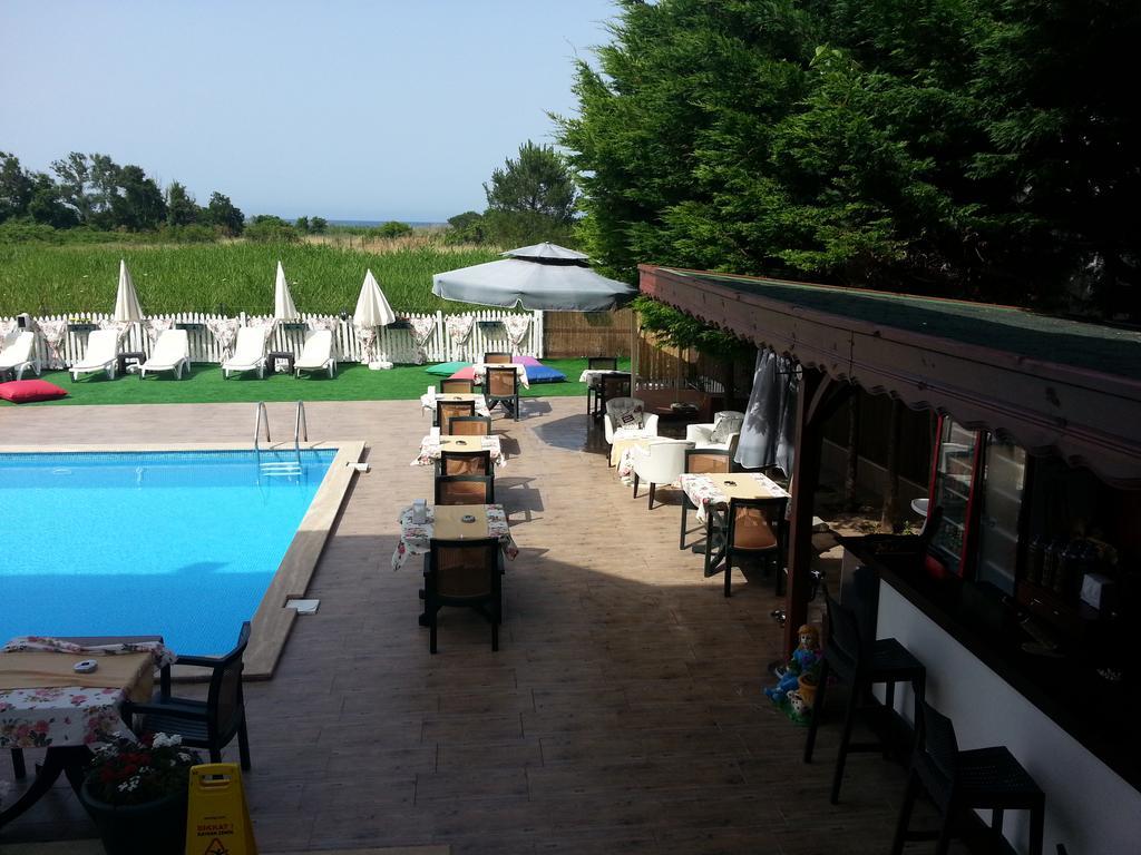 Velena Hotel Аґва Екстер'єр фото