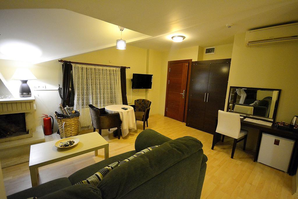 Velena Hotel Аґва Екстер'єр фото