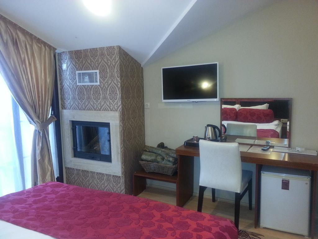 Velena Hotel Аґва Екстер'єр фото