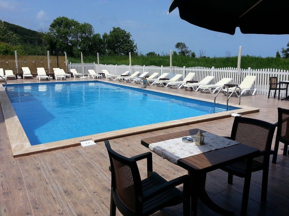 Velena Hotel Аґва Екстер'єр фото